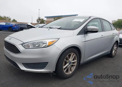 2015 Ford Focus Se z USA, uszkodzony, nr VIN 1FADP3F21FL335143